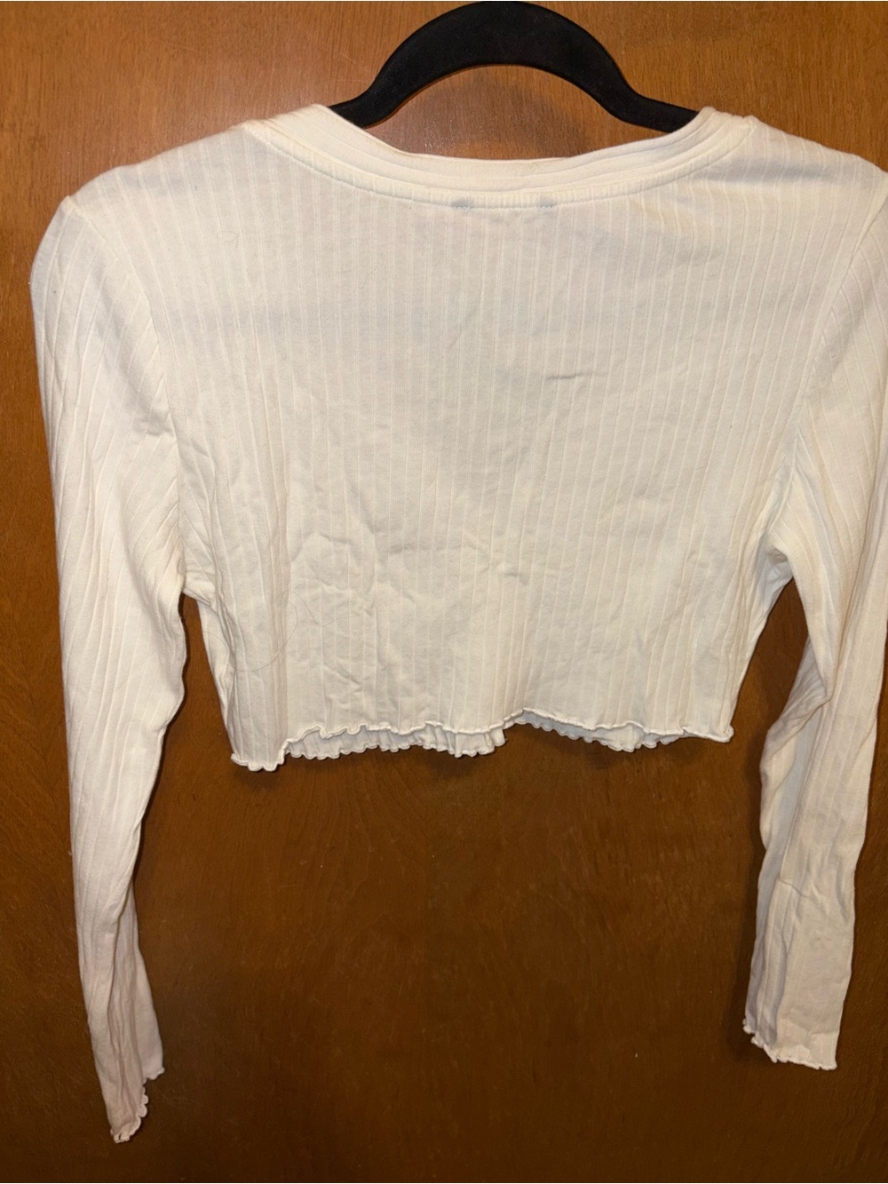 ASOS White Ribbed Cropped V-Neck Button Cardigan - Picture 3 of 3
